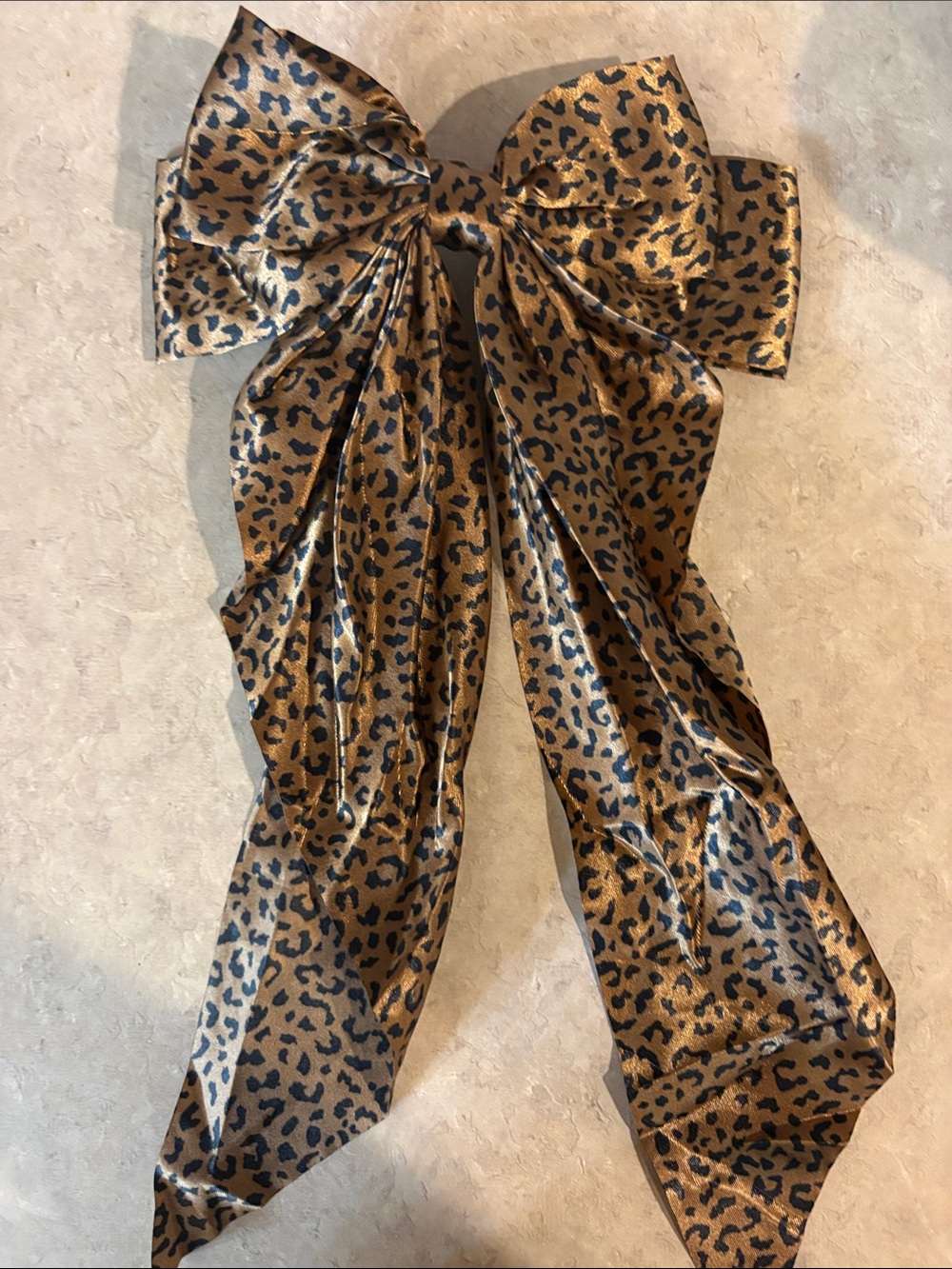 Satin hair bows - Picture 2 of 3